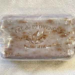 *NWOT* Pre de Provence Shea Butter Enriched Lavender Soap